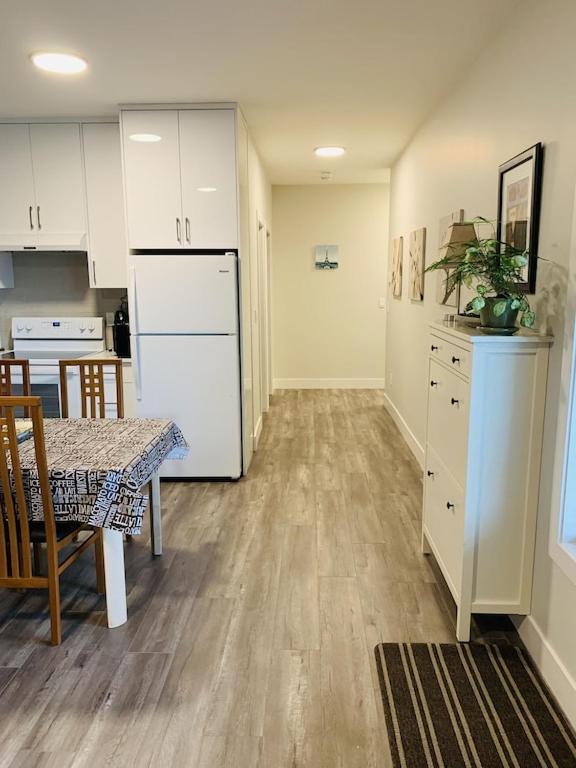 Ferienwohnung Baycrestone Coquitlam Exterior foto